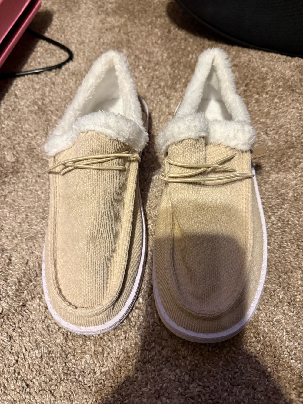 Brand new Never worn Women’s Cozy Slip-On Faux Fur Lined Casual Shoes - Beige